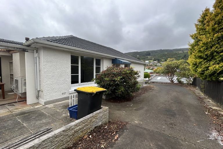 Photo of property in 124 Centennial Avenue, Helensburgh, Dunedin, 9010