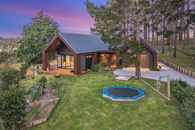 Photo of property in 24a Christian Road, Swanson, Auckland, 0614