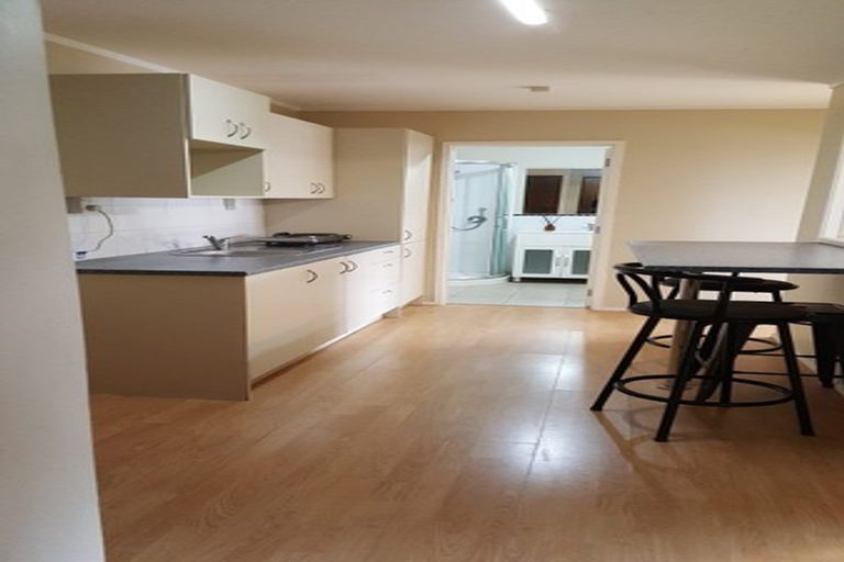 Photo of property in 45 Agincourt Street, Glenfield, Auckland, 0629