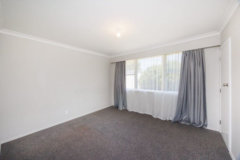 Photo of property in 8 Viscount Place, West End, Palmerston North, 4412