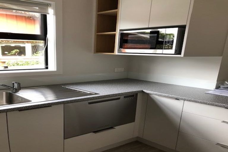 Photo of property in 2/27 Seddon Road, Frankton, Hamilton, 3204