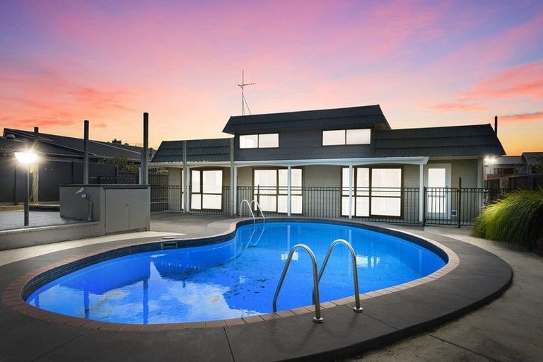 Photo of property in 63 Fairway Drive, Te Kamo, Whangarei, 0112