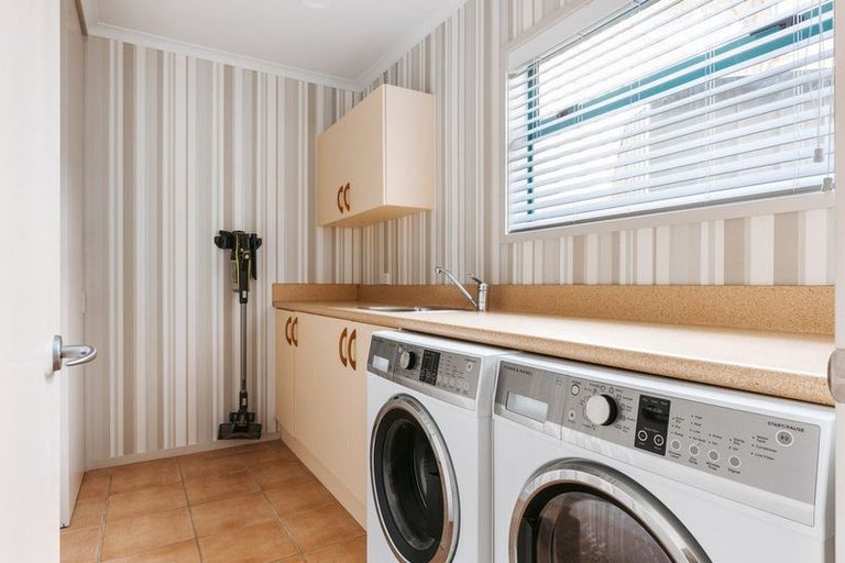 Photo of property in 7 Island View Heights, Coastlands, Whakatane, 3120