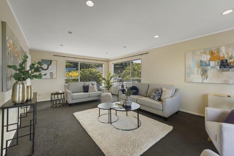 Photo of property in 13 Rajkot Terrace, Broadmeadows, Wellington, 6035