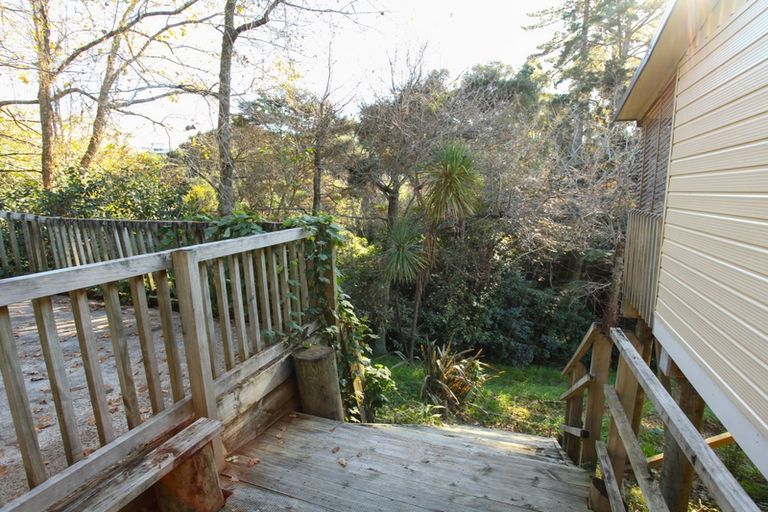 Photo of property in 11 Snowden Place, Raglan, 3225