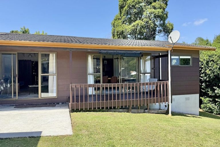 Photo of property in 5 Holyoake Place, Chatswood, Auckland, 0626