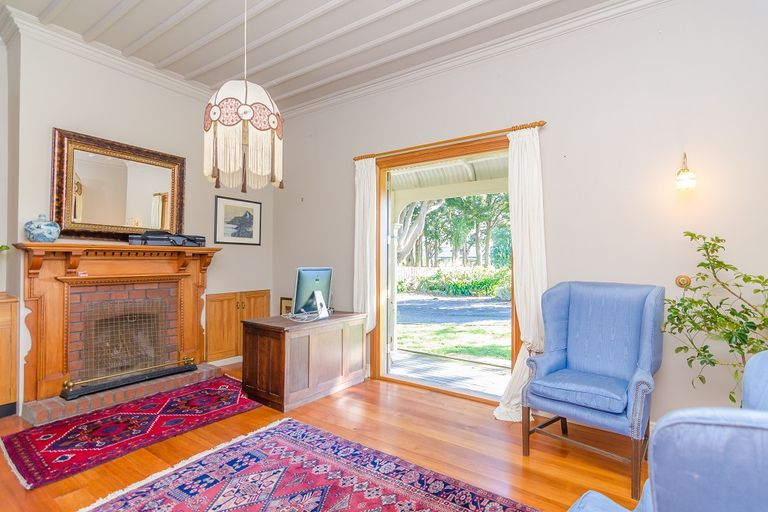 Photo of property in 8 Hilton Road, Carterton, 5713