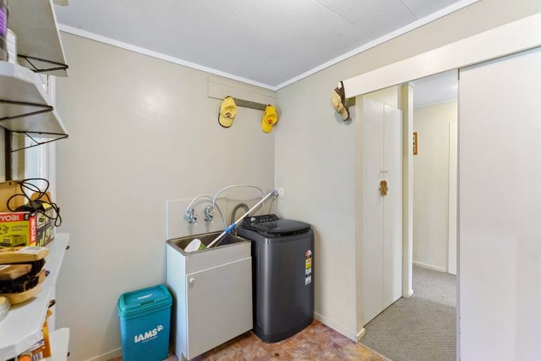 Photo of property in 92 Rahui Road, Otaki, 5512