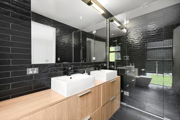 Photo of property in 48 Matangi Road, Matangi, Hamilton, 3284