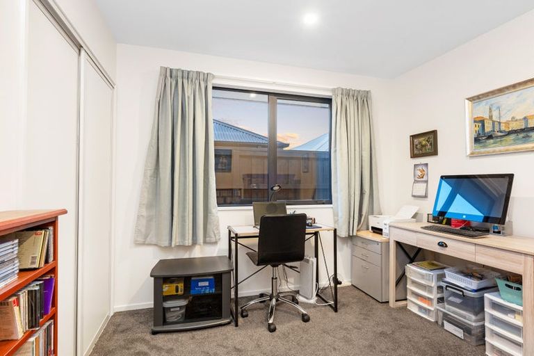 Photo of property in 8 Hanmer Crescent, Rangiora, 7400