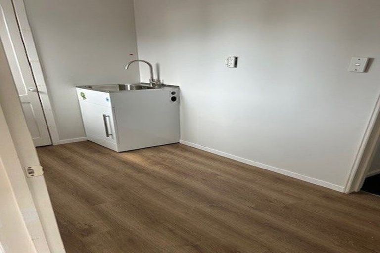 Photo of property in 2 Octavius Lane, Sockburn, Christchurch, 8042