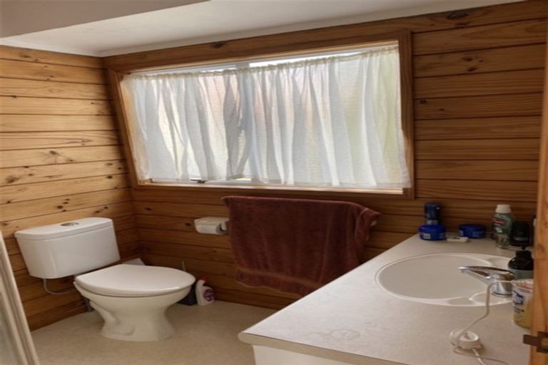 Photo of property in 2/12 Kells Place, Botany Downs, Auckland, 2010