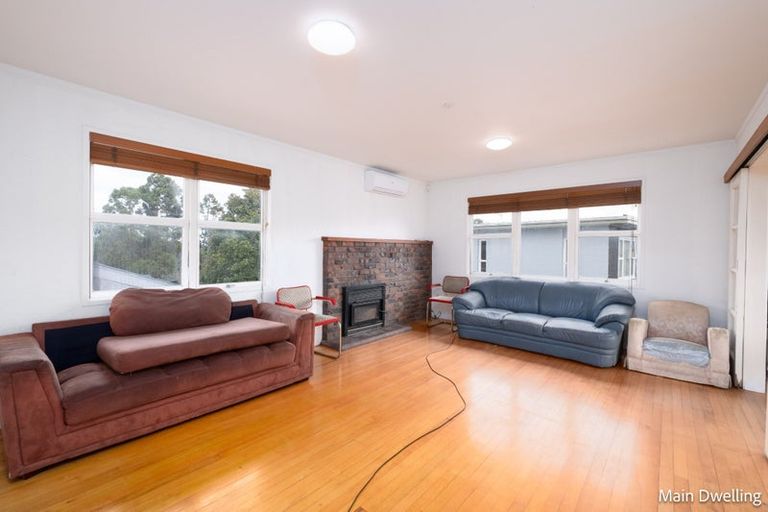 Photo of property in 486 Don Buck Road, Massey, Auckland, 0614