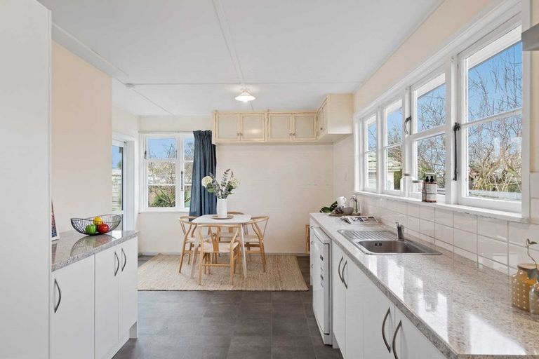 Photo of property in 324 Hills Road, Mairehau, Christchurch, 8013