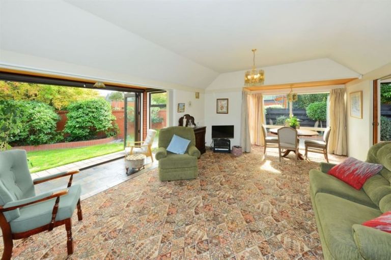 Photo of property in 7 Frith Place, Burnside, Christchurch, 8053