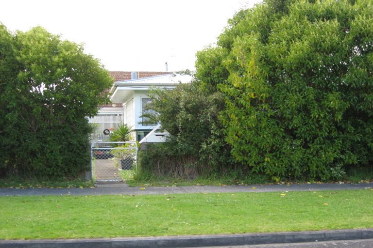 Photo of property in 5-7 Cross Street, Drury, 2113