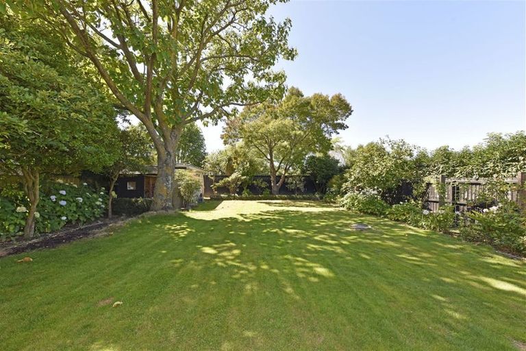 Photo of property in 36 Jacksons Road, Lyttelton, 8082