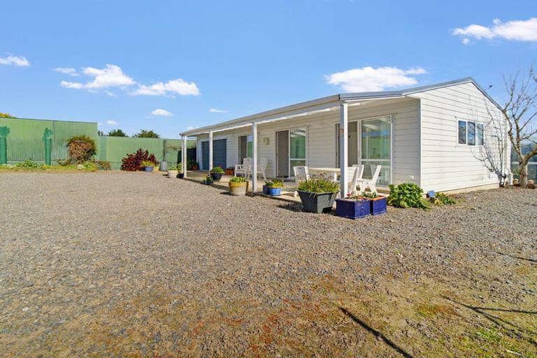 Photo of property in 250 Porangahau Road, Waipukurau, 4282