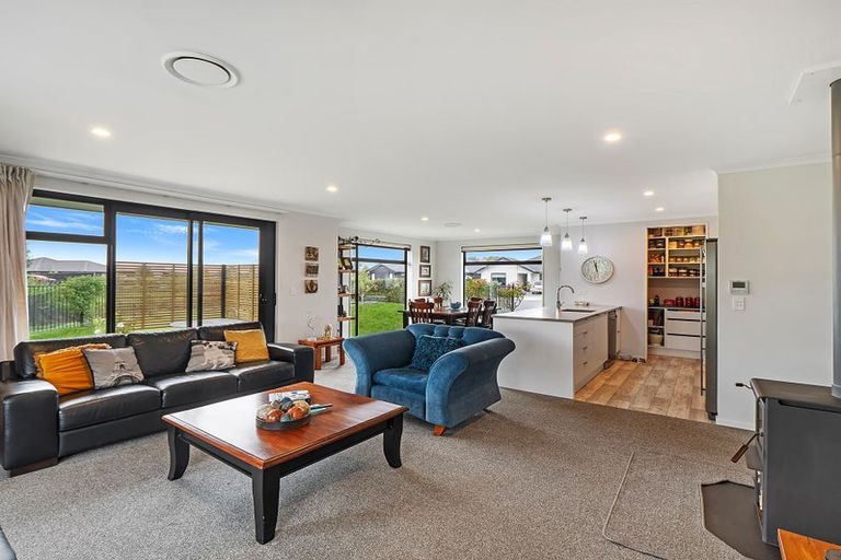 Photo of property in 9 Godley Place, Woodend, 7610