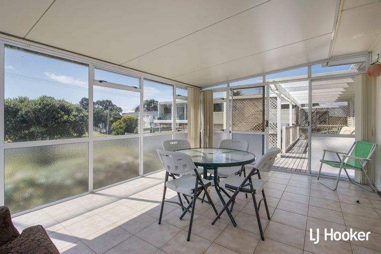 Photo of property in 70 Dillon Street, Waihi Beach, 3611