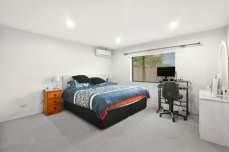 Photo of property in 12 Te Ironui Place, Huntington, Hamilton, 3210