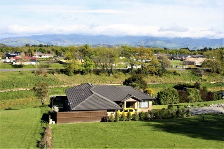 Photo of property in 10 Opaki Meadows Lane, Lansdowne, Masterton, 5871