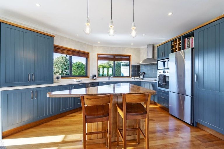 Photo of property in 74 Koru Road, Omata, New Plymouth, 4374