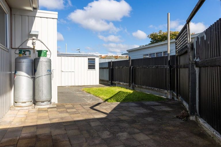 Photo of property in 1/35 Robinson Crescent, Tamatea, Napier, 4112