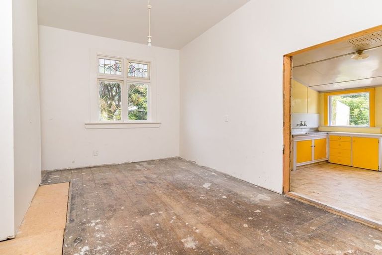 Photo of property in 32 Neidpath Road, Mornington, Dunedin, 9011