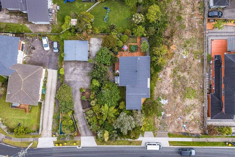 Photo of property in 155 Hutchinson Avenue, New Lynn, Auckland, 0600
