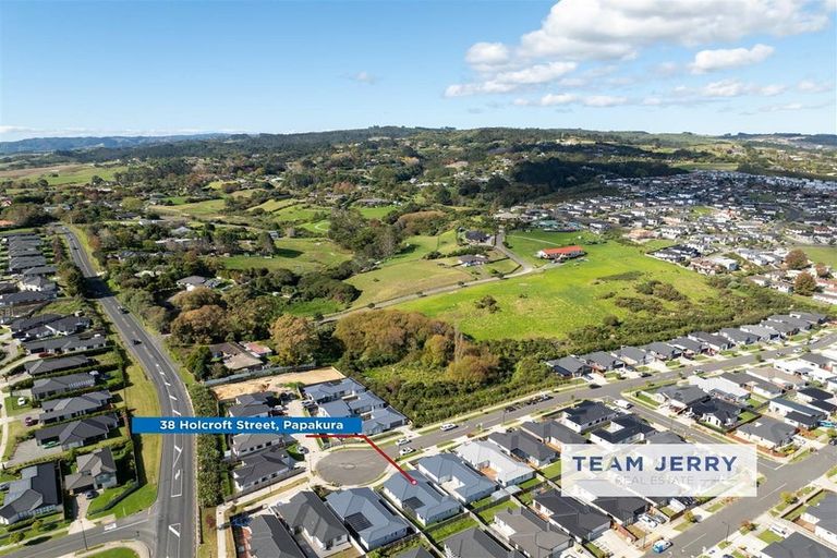 Photo of property in 1 Archibald Lane, Opaheke, Papakura, 2113