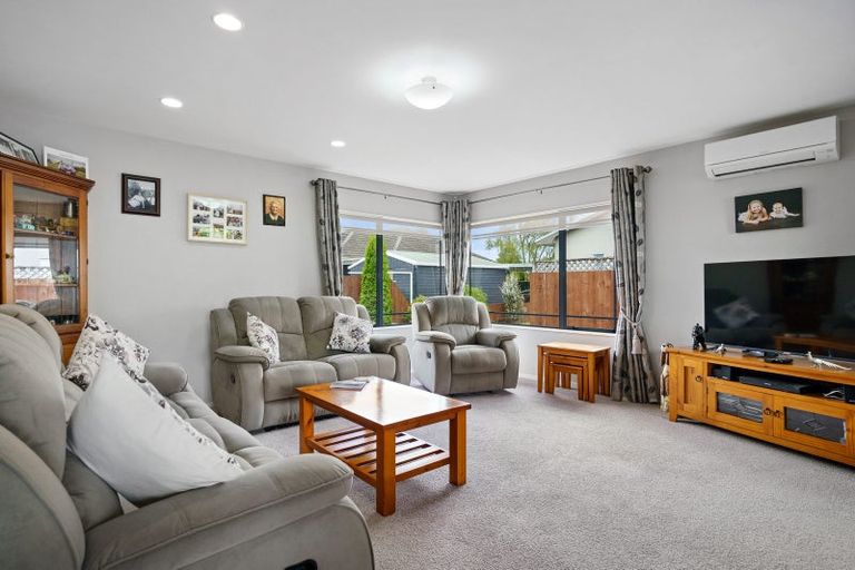 Photo of property in 142a Shakespeare Street, Leamington, Cambridge, 3432