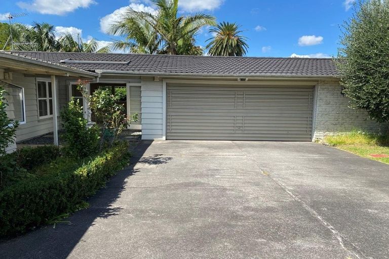 Photo of property in 9 Kerswill Place, Pakuranga, Auckland, 2010