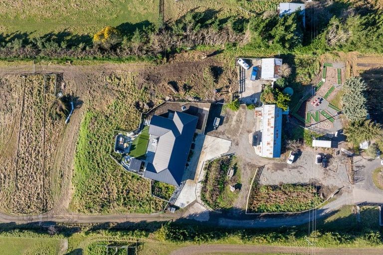 Photo of property in 1266 West Coast Road, West Melton, Christchurch, 7671