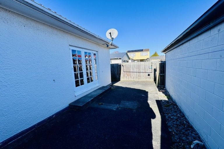 Photo of property in 15 Centennial Avenue, Riccarton, Christchurch, 8041