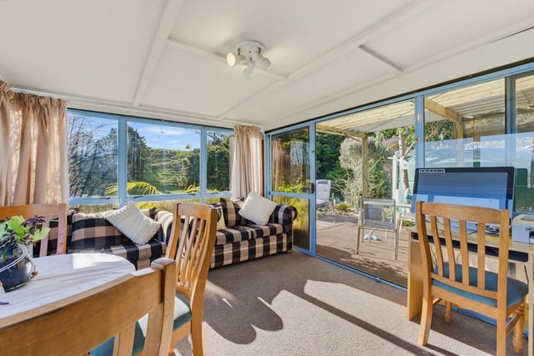 Photo of property in 63 Porter Road, Paparoa, 0571