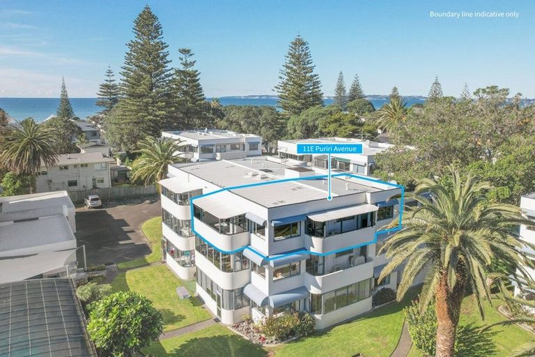 Photo of property in 15e Puriri Avenue, Orewa, 0931