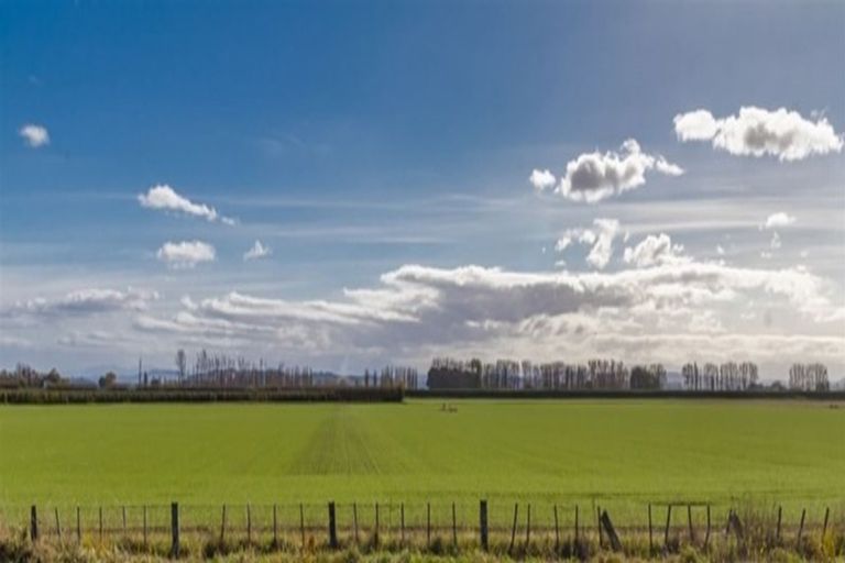 Photo of property in 13 Waitaha Place, Clive, 4102