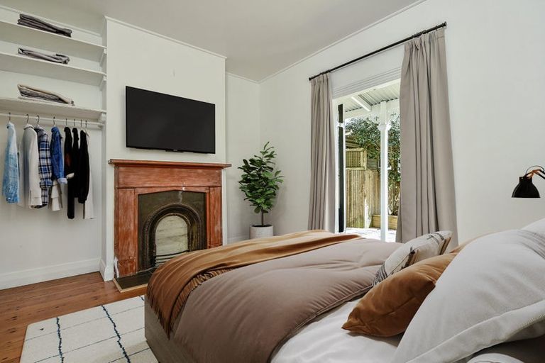 Photo of property in 1 Ethel Street, Sandringham, Auckland, 1025