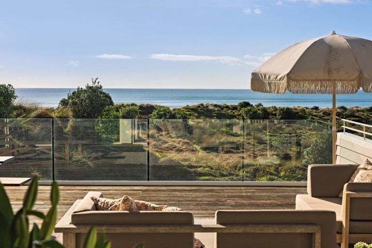 Photo of property in 3/201 Oceanbeach Road, Mount Maunganui, 3116