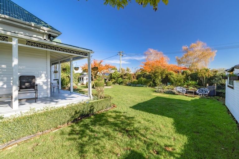 Photo of property in 12 Tyrone Street, Belfast, Christchurch, 8051