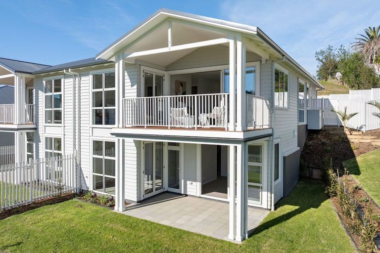 Photo of property in 204 Landmark Terrace, Orewa, 0931