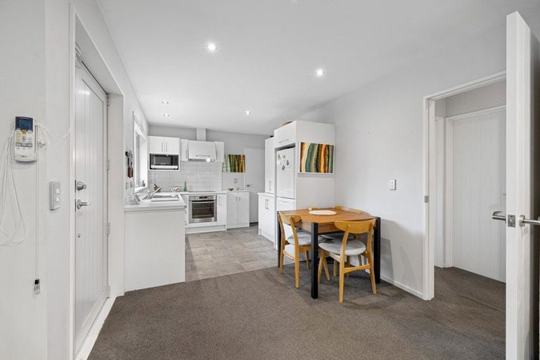 Photo of property in 2/17 Field Terrace, Upper Riccarton, Christchurch, 8041