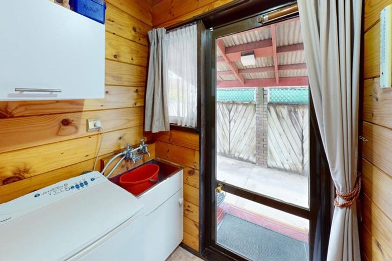 Photo of property in 30 Exeter Crescent, Springvale, Whanganui, 4501