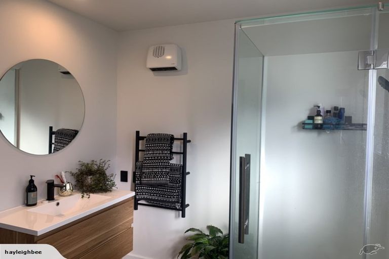 Photo of property in 2/41 Bowhill Road, New Brighton, Christchurch, 8083