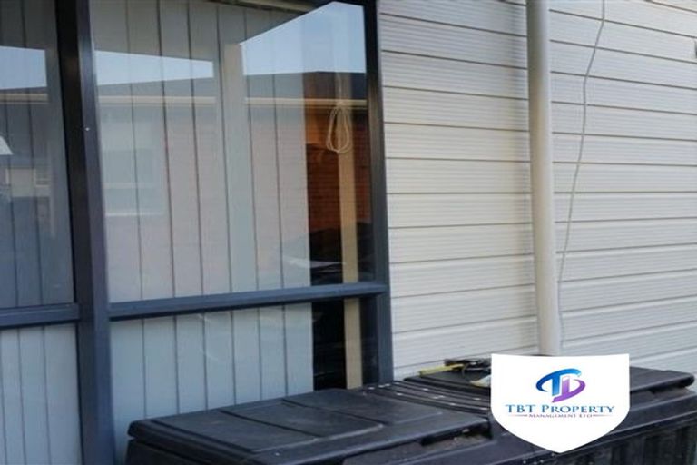 Photo of property in 130 Tennessee Avenue, Mangere East, Auckland, 2024