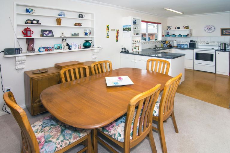 Photo of property in 3 Miller Place, Masterton, 5810