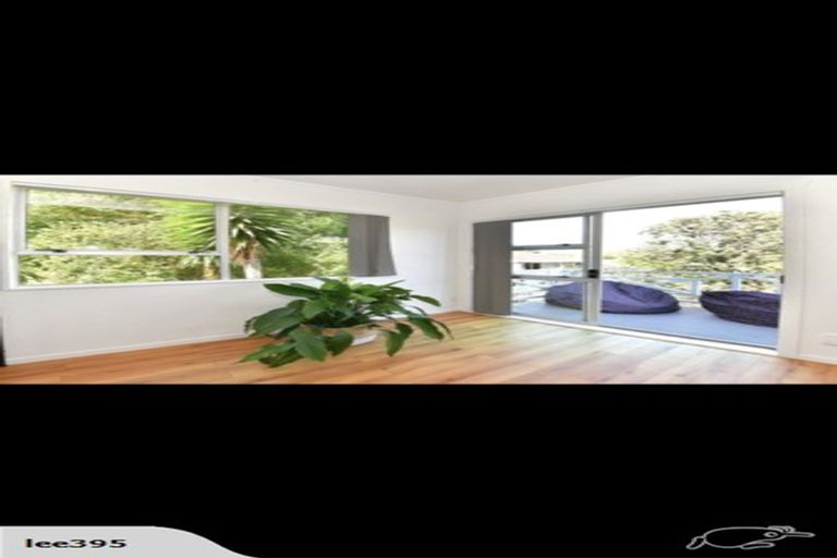 Photo of property in 1/70 Glamorgan Drive, Torbay, Auckland, 0630