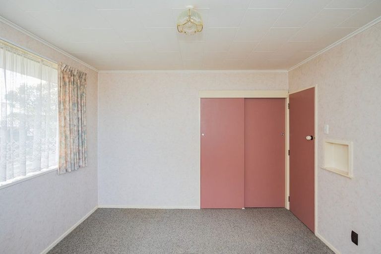 Photo of property in 18 Burn Street, Holmes Hill, Oamaru, 9401