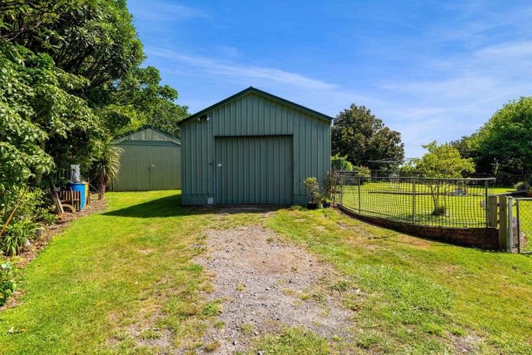Photo of property in 115 Alfred Road, Egmont Village, New Plymouth, 4371